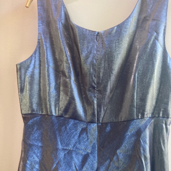 Patra perfect dress size 14. Pewter lame’ sleeveless with beads. See close ups. - Picture 11 of 12
